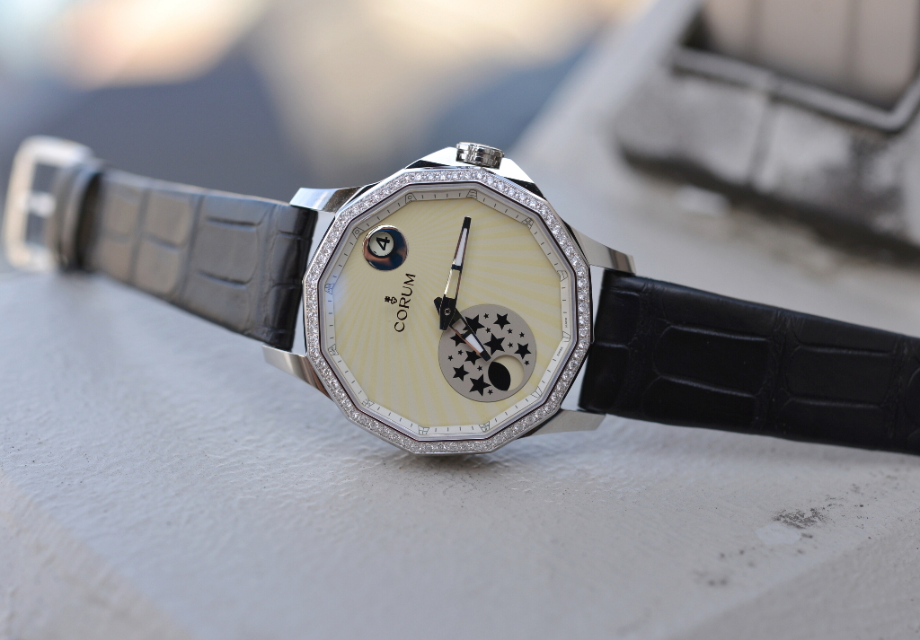 コルム アドミラル 38 ミステリームーン A384/03121