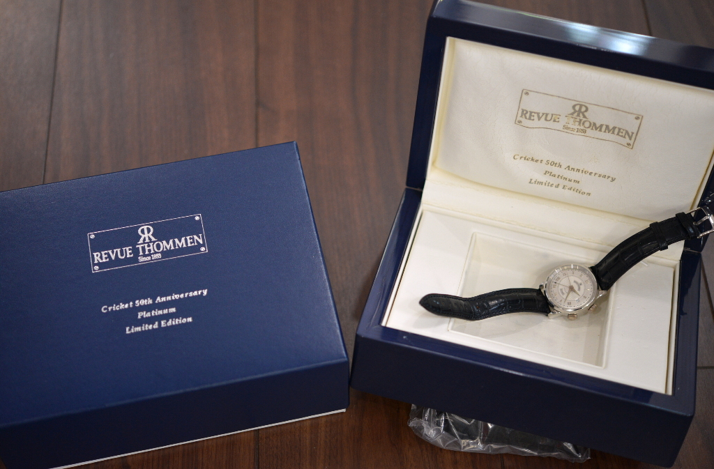 レヴュートーメン クリケット 50TH Aniniversary Platinum #Limited Edition