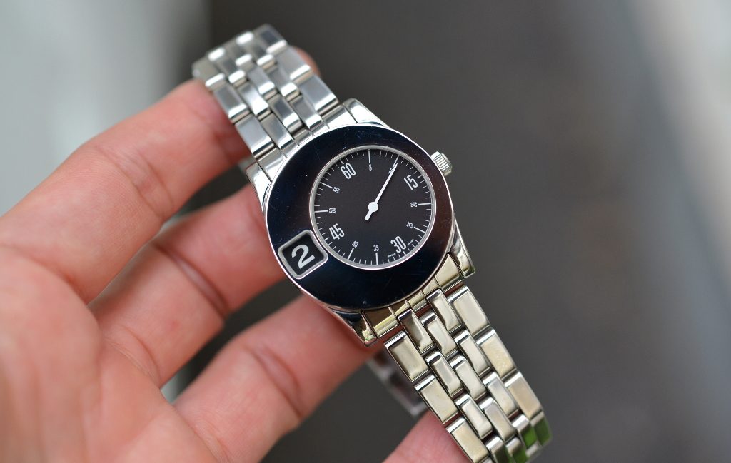 エニグマ GIANNI BULGARI バイタイム エキセントリック “ジャンピングアワー” 111292S