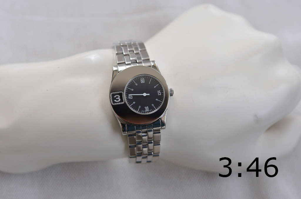 エニグマ GIANNI BULGARI バイタイム エキセントリック “ジャンピングアワー” 111292S