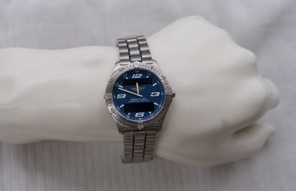 ブライトリング エアロスペース レピティションミニッツ E65062