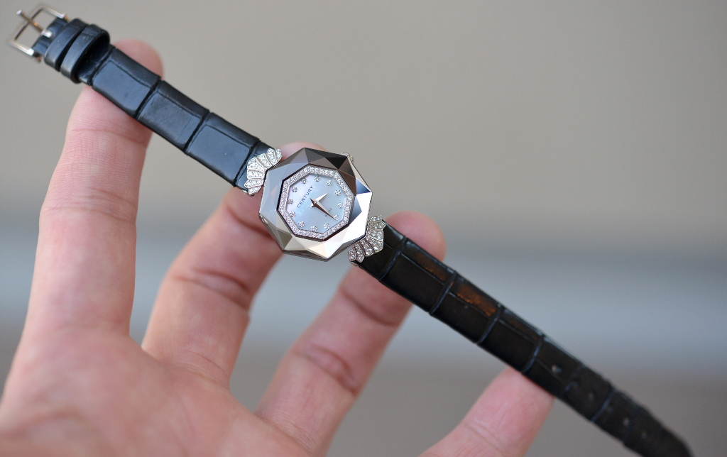 センチュリー カプリス 828.7.F.12P.66.CYK