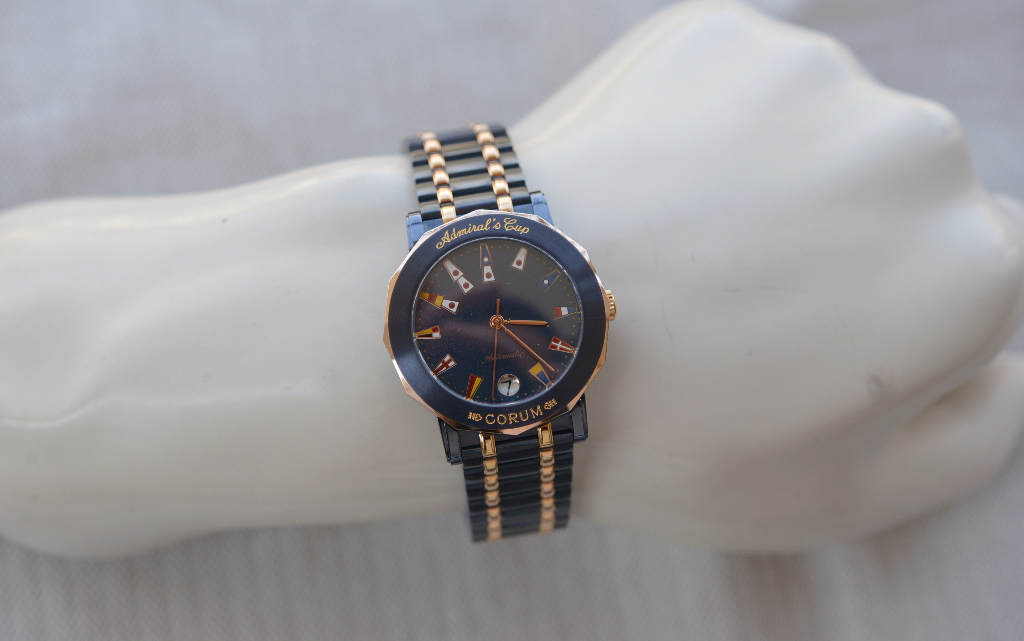 コルム アドミラルズカップ AUTO 89.430.34.V585